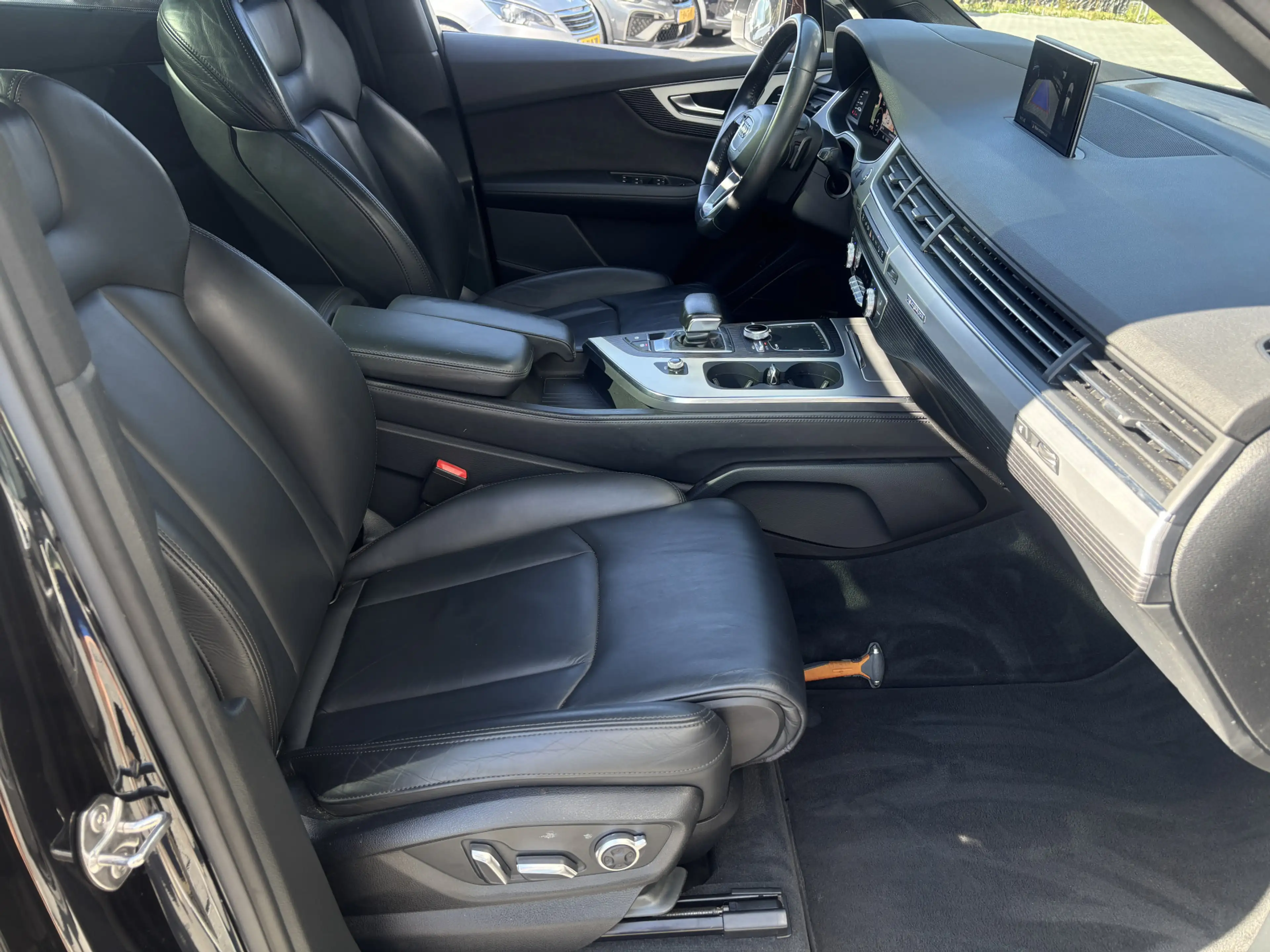 Audi Q7 e-tron 3.0 TDI quattro Premium Head-up Bose Pano — photo 7