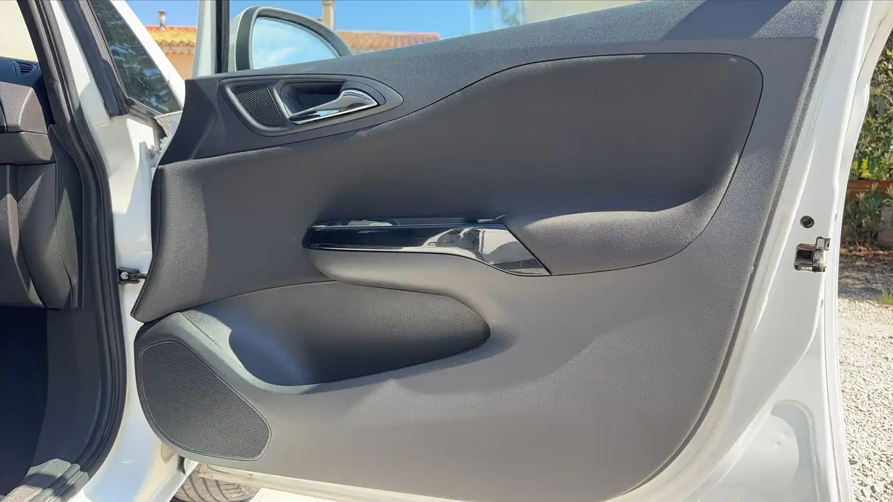 Opel Corsa Corsa — photo 22