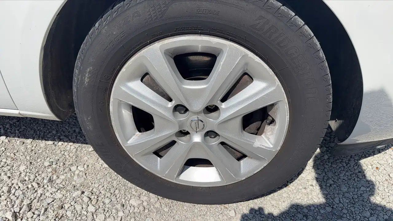 Opel Corsa Corsa — photo 17