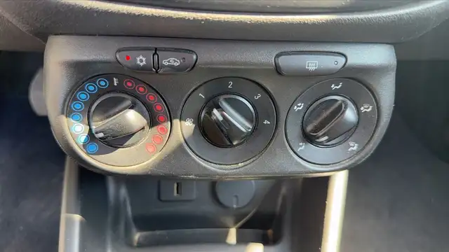 Opel Corsa view 13