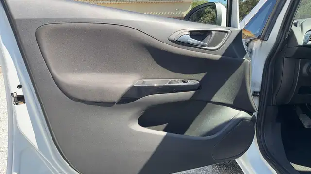 Opel Corsa view 7