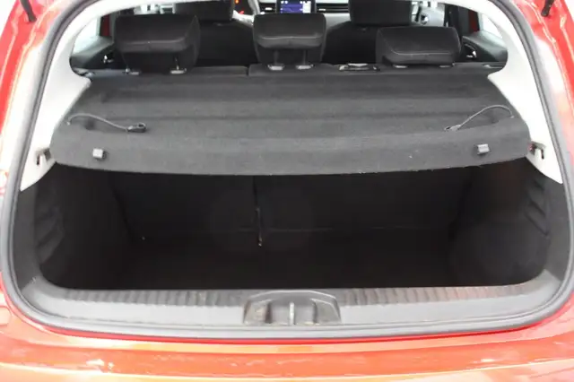 Renault Clio view 8