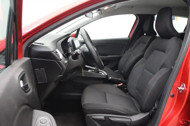 Renault Clio view 6