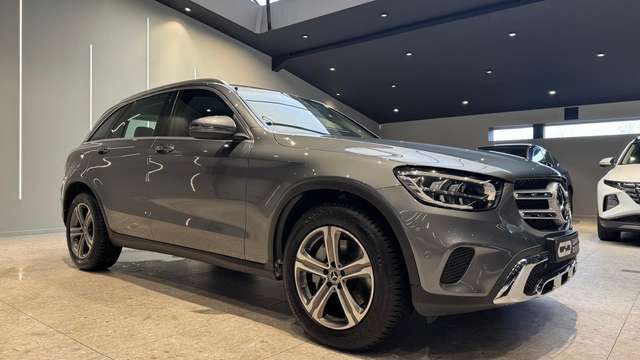 Mercedes-Benz GLC 200 — photo 4