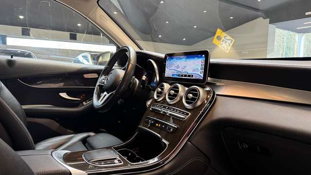 Mercedes-Benz GLC 200 — photo 14