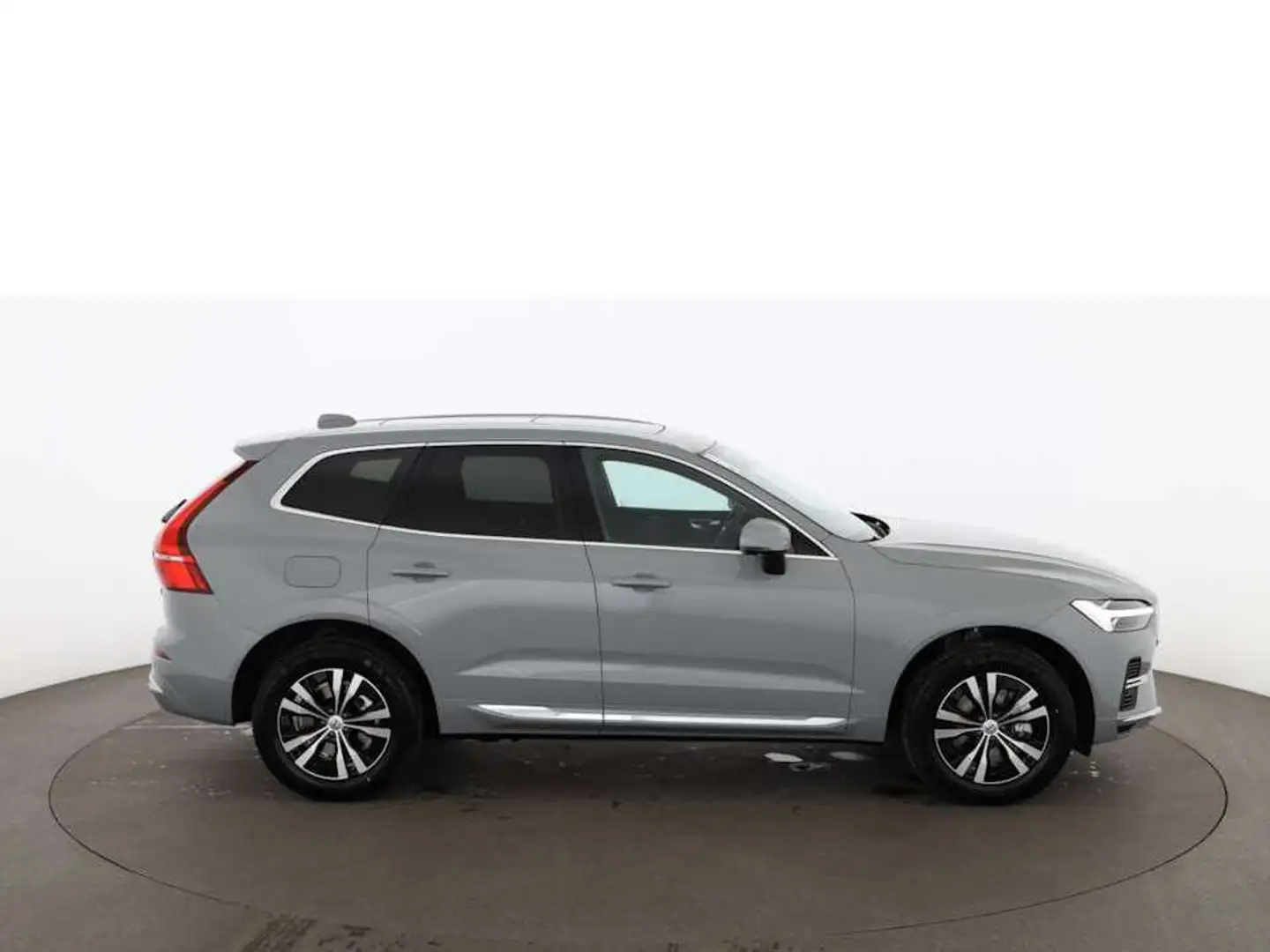 Volvo XC60 T6 Core PHEV AWD Aut LED SKY RADAR NAV R-CAM Grau - 2