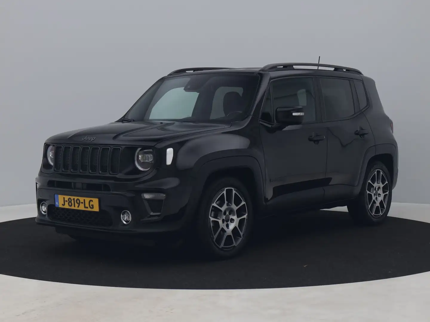 Jeep Renegade 1.3T 150 PK Automaat DDCT S | CAMERA | ADAPTIVE Zwart - 1