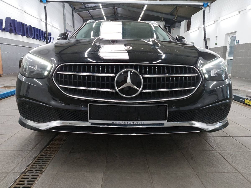 Mercedes-Benz E 300 T de Avantgarde Navi LED Widescreen — photo 5