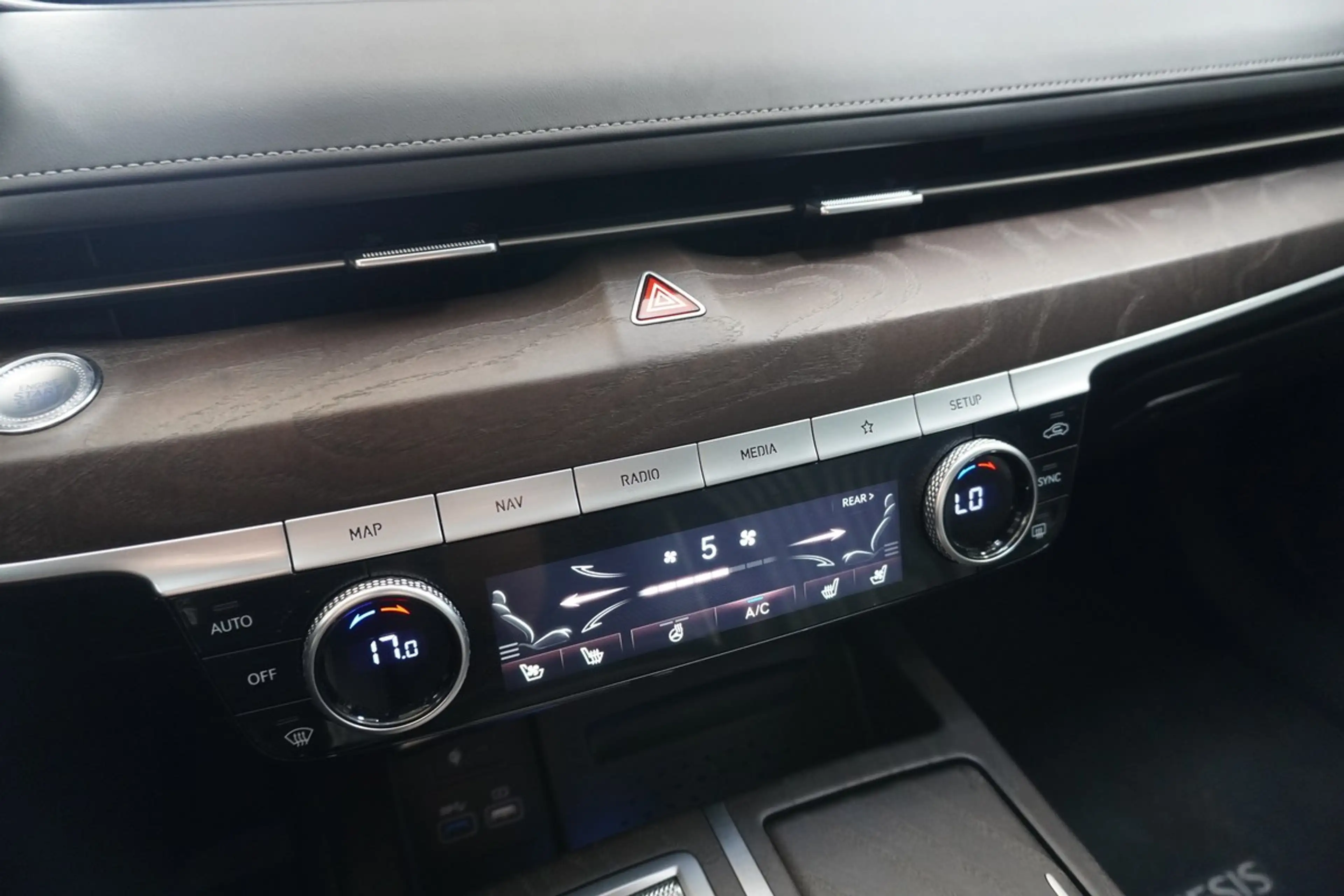 Genesis G80 2.5 T Sport AWD LED ACC 360 Massage HUD Lexicon — photo 29