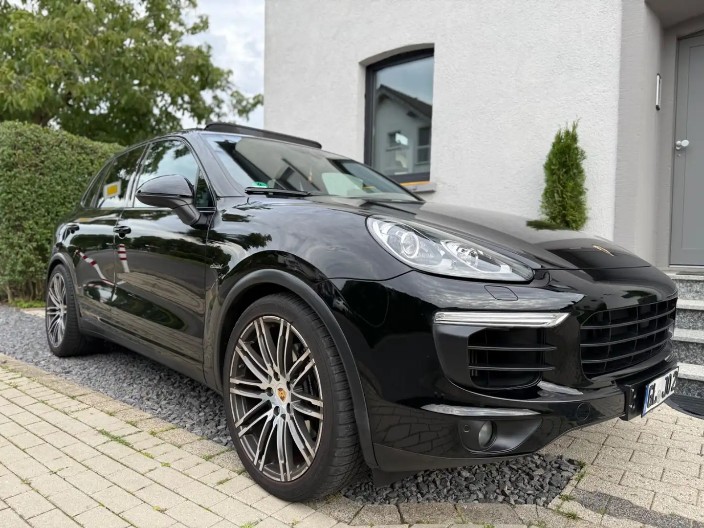 Porsche Cayenne 3.0* FACELIFT*PANO*21*BOSE*AWR NEU* - 1