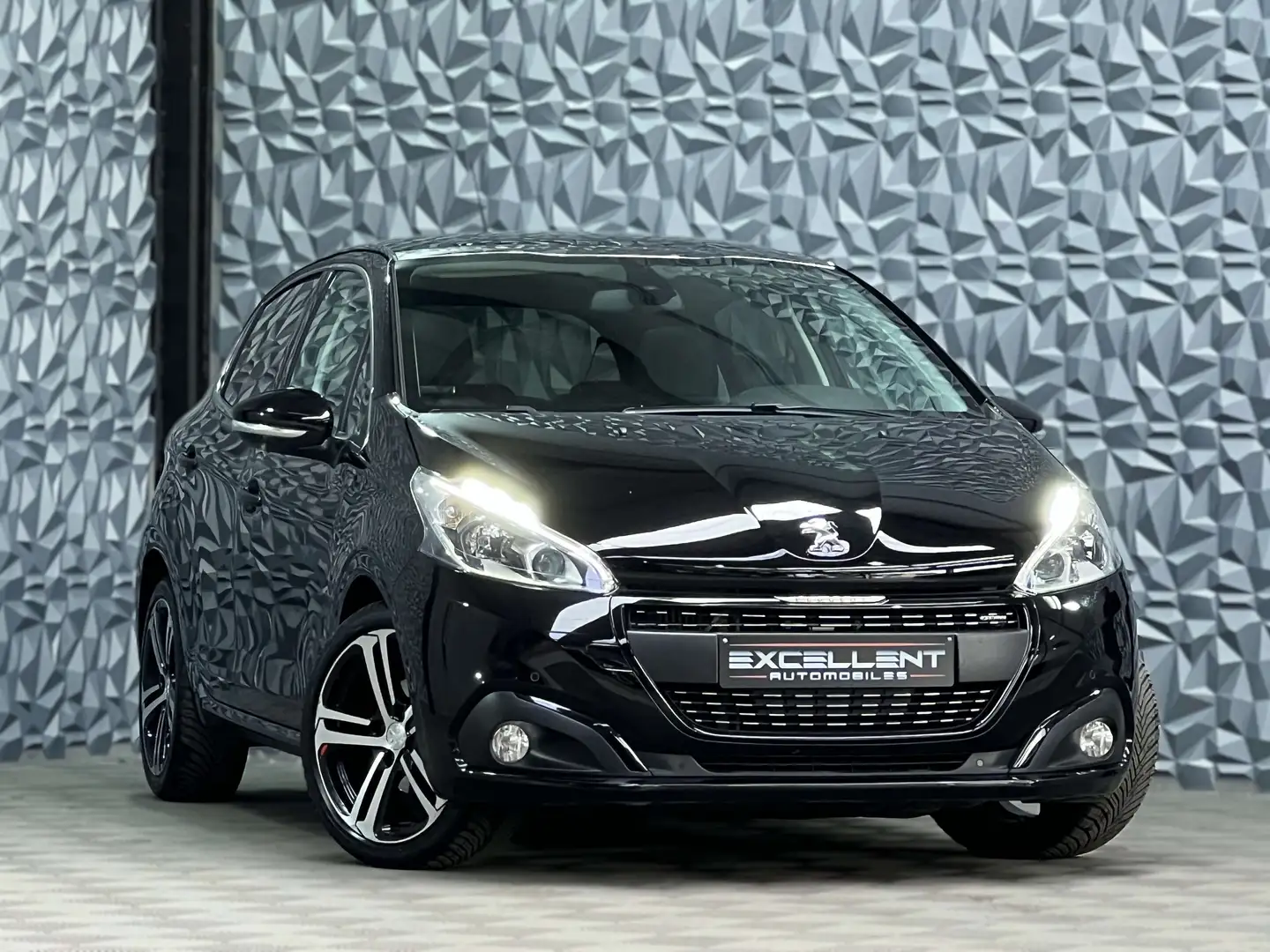 Peugeot 208 1.5 BlueHDi GT Line/FULL OPTION/GARANTIE 12 MOIS Noir - 2