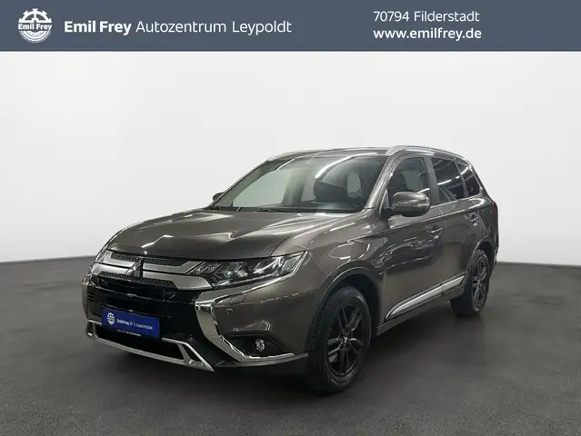 Mitsubishi Outlander 2.0 2WD CVT Diamant Edition+
