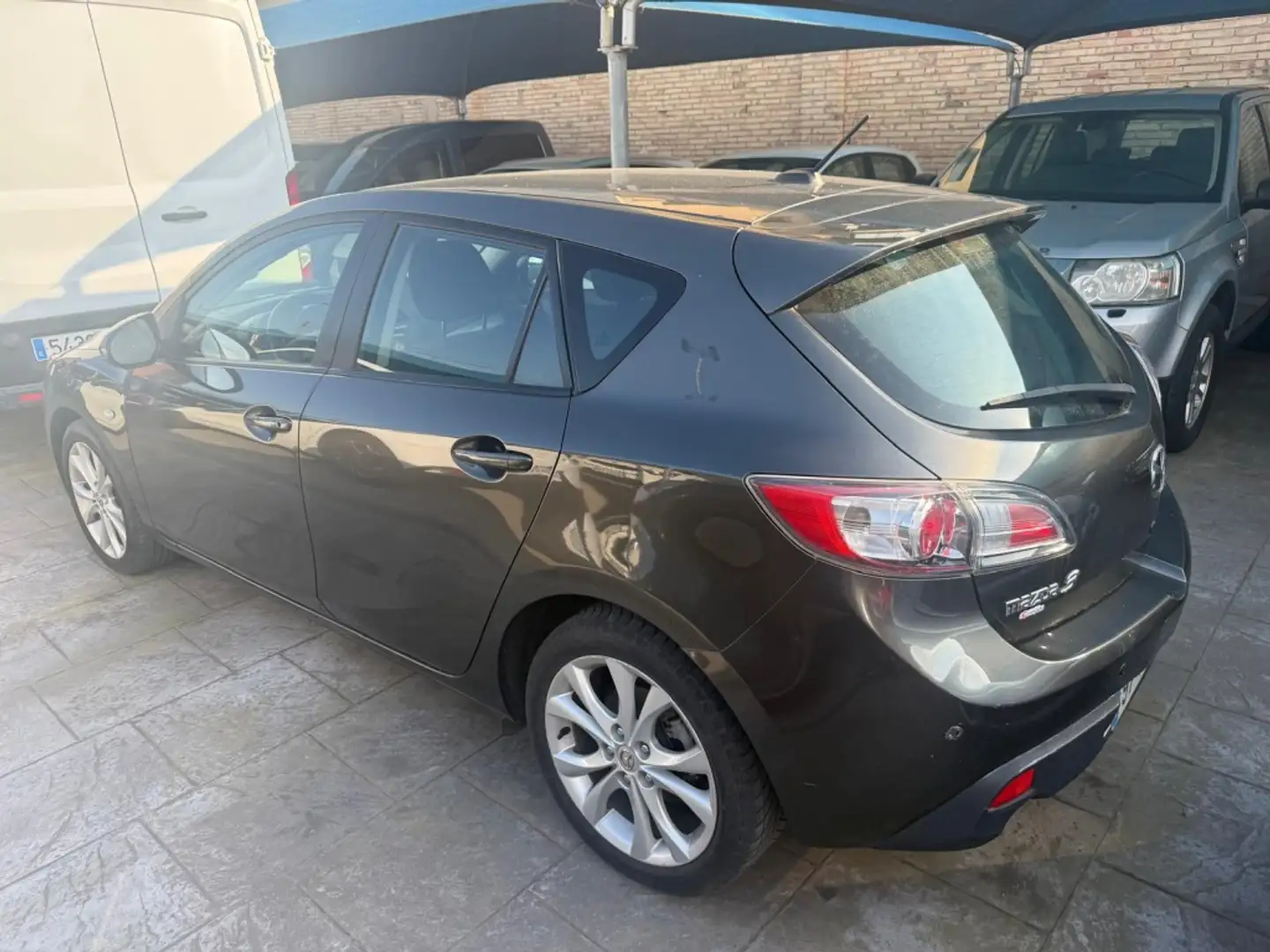 Mazda 3 1.6CRTD Active Gris - 2