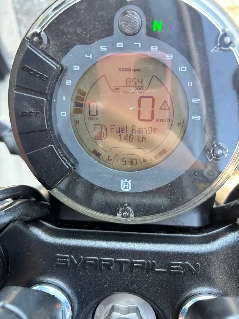 Husqvarna Svartpilen 401 Grau - 2
