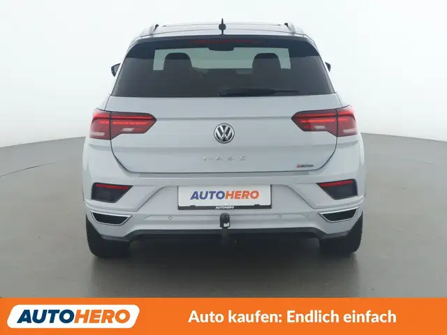 Volkswagen T-Roc view 5