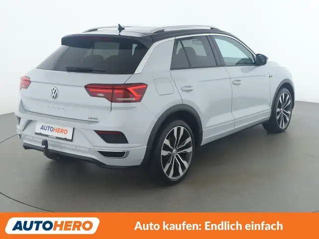 Volkswagen T-Roc view 6
