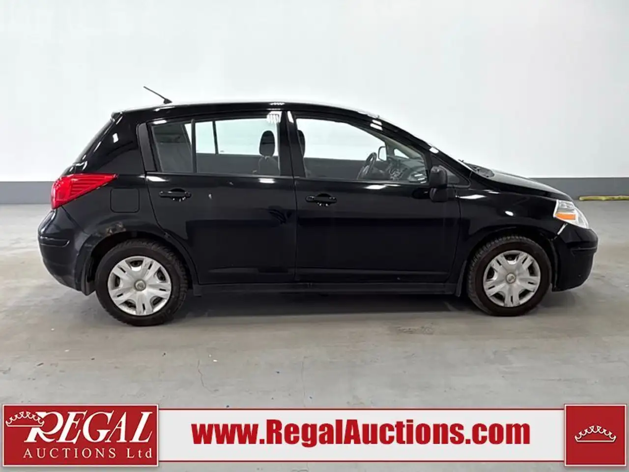 Nissan Versa fotografie Nissan Versa