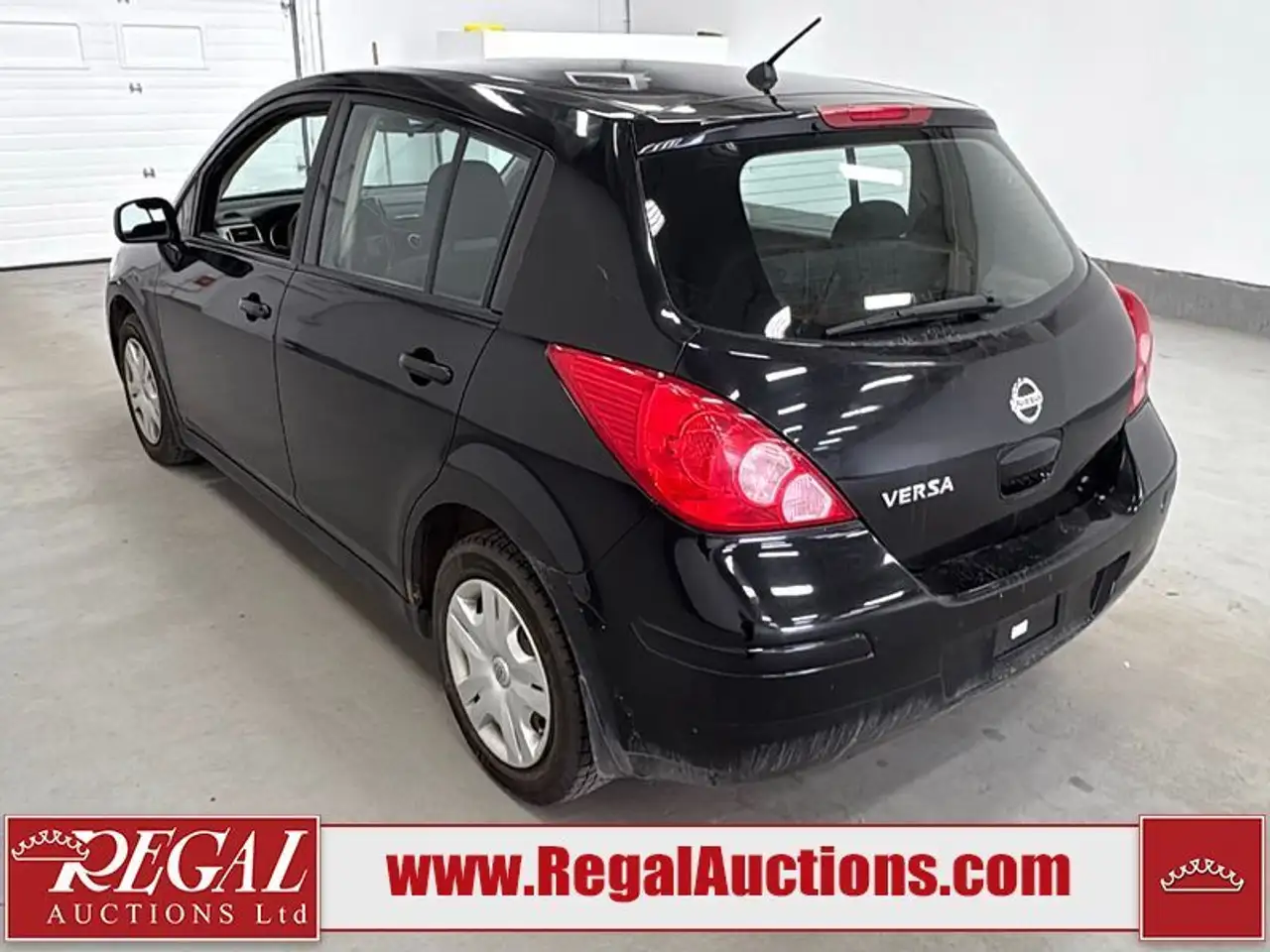 Nissan Versa fotografie Nissan Versa