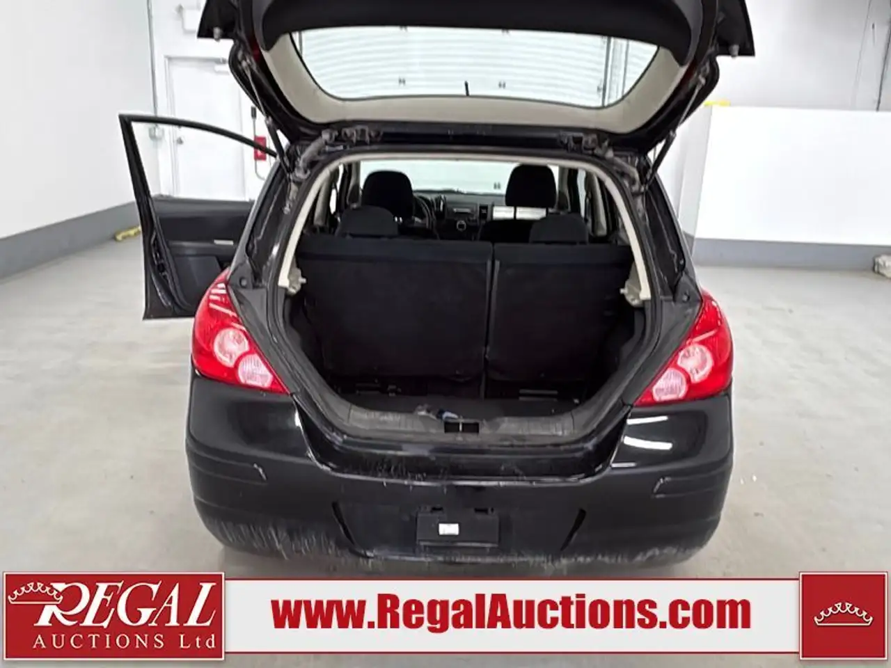 Nissan Versa fotografie Nissan Versa