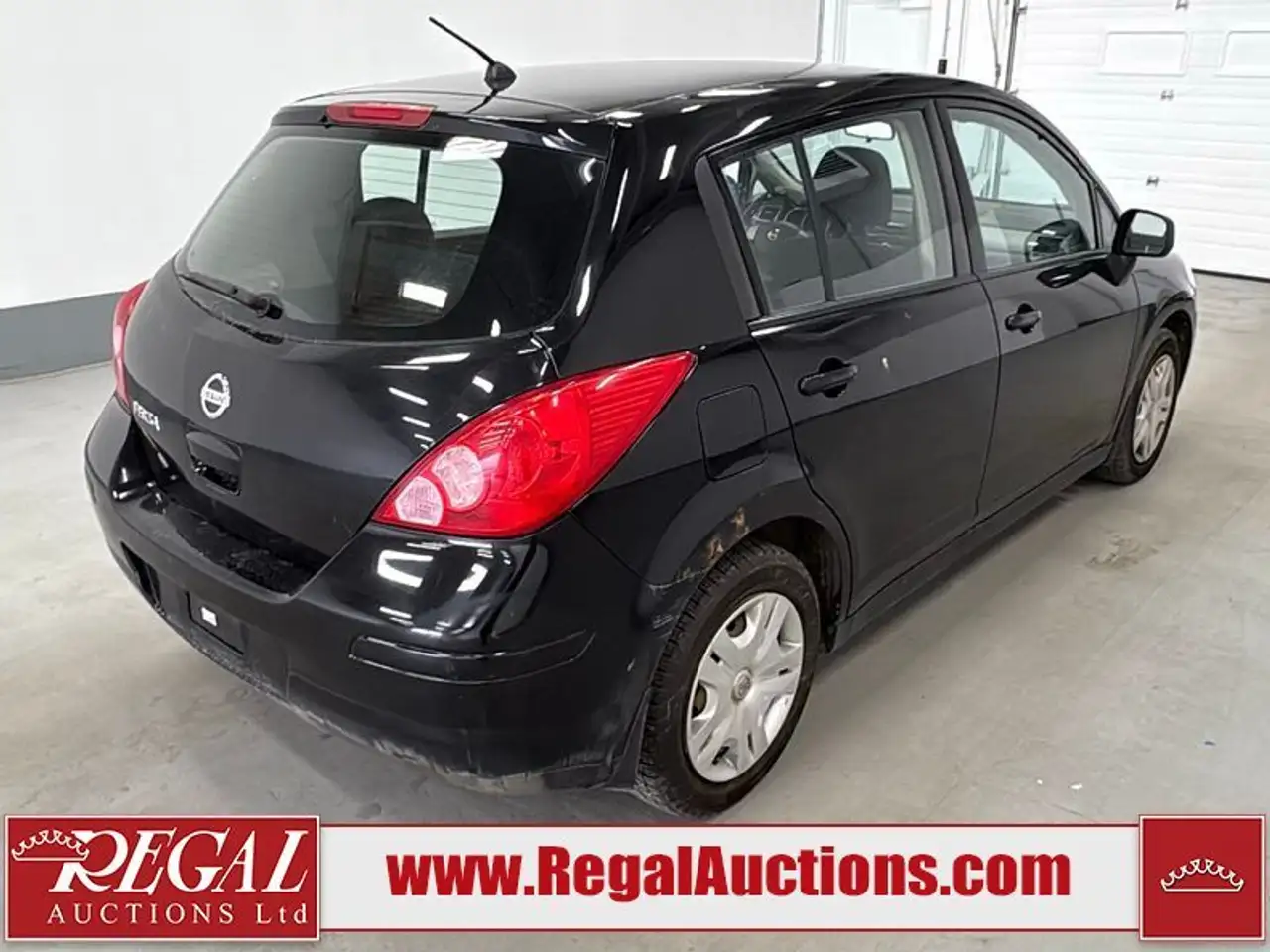 Nissan Versa fotografie Nissan Versa