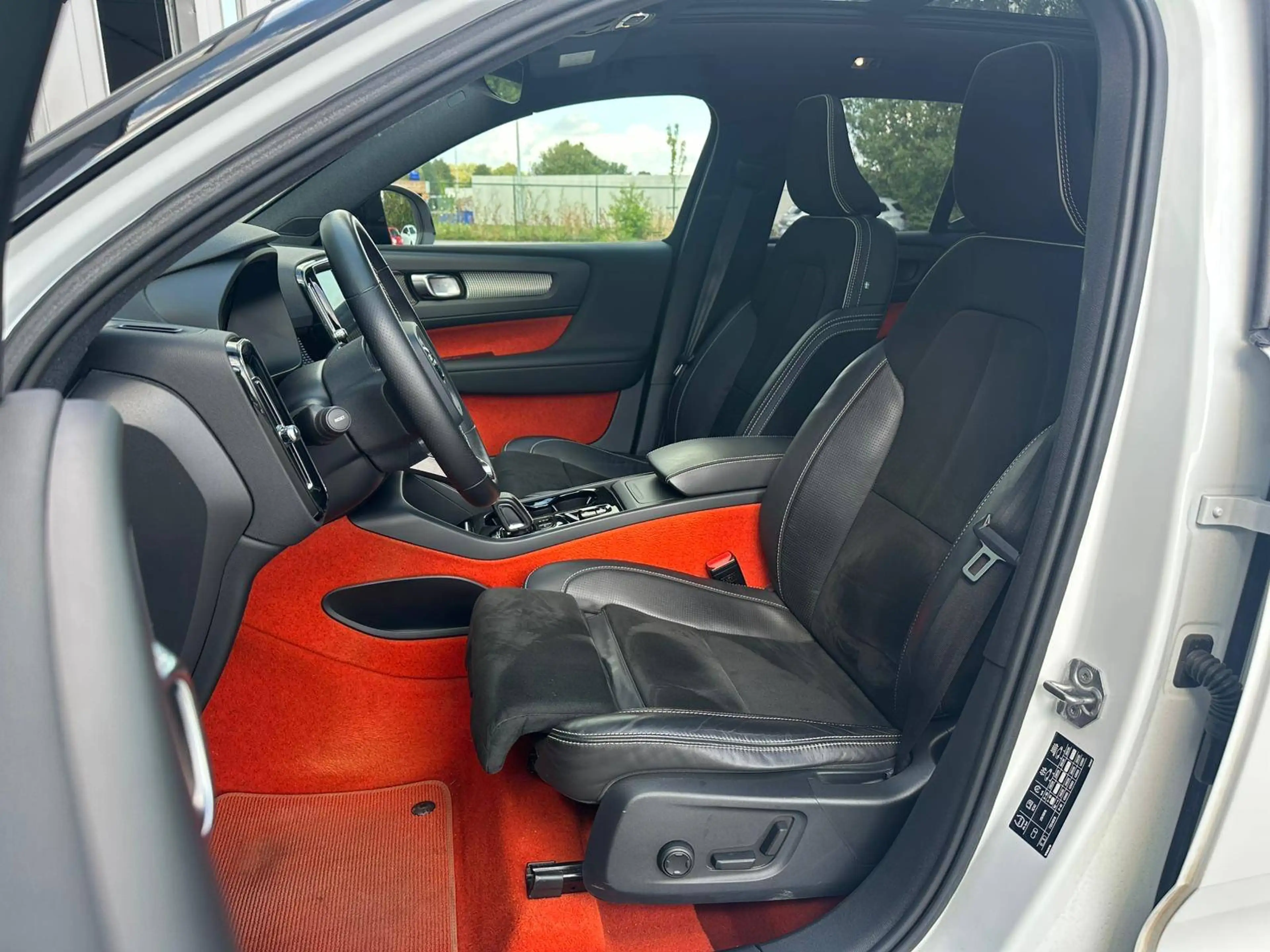 Volvo XC40 Pano dak/camera/cruise controle — photo 11