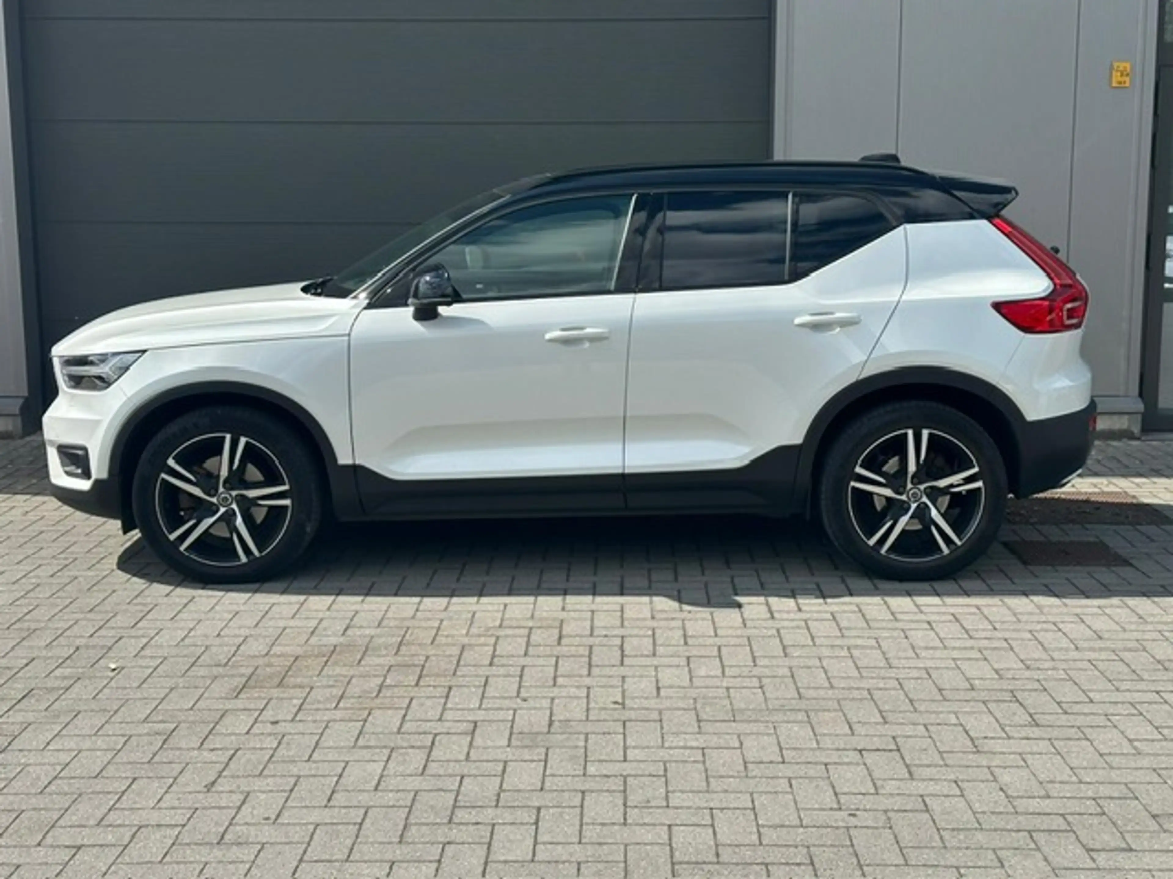 Volvo XC40 Pano dak/camera/cruise controle — photo 2