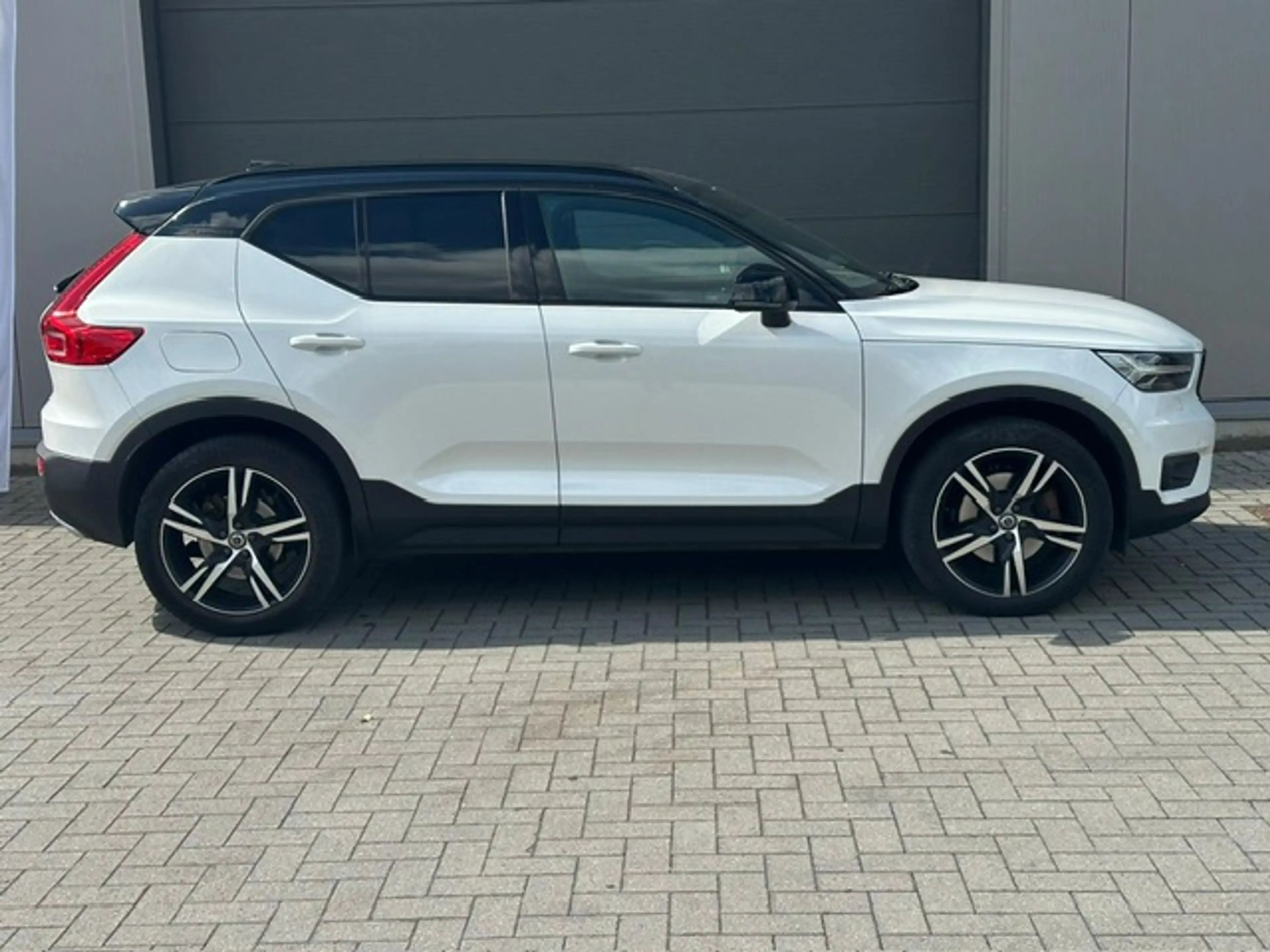 Volvo XC40 Pano dak/camera/cruise controle — photo 4