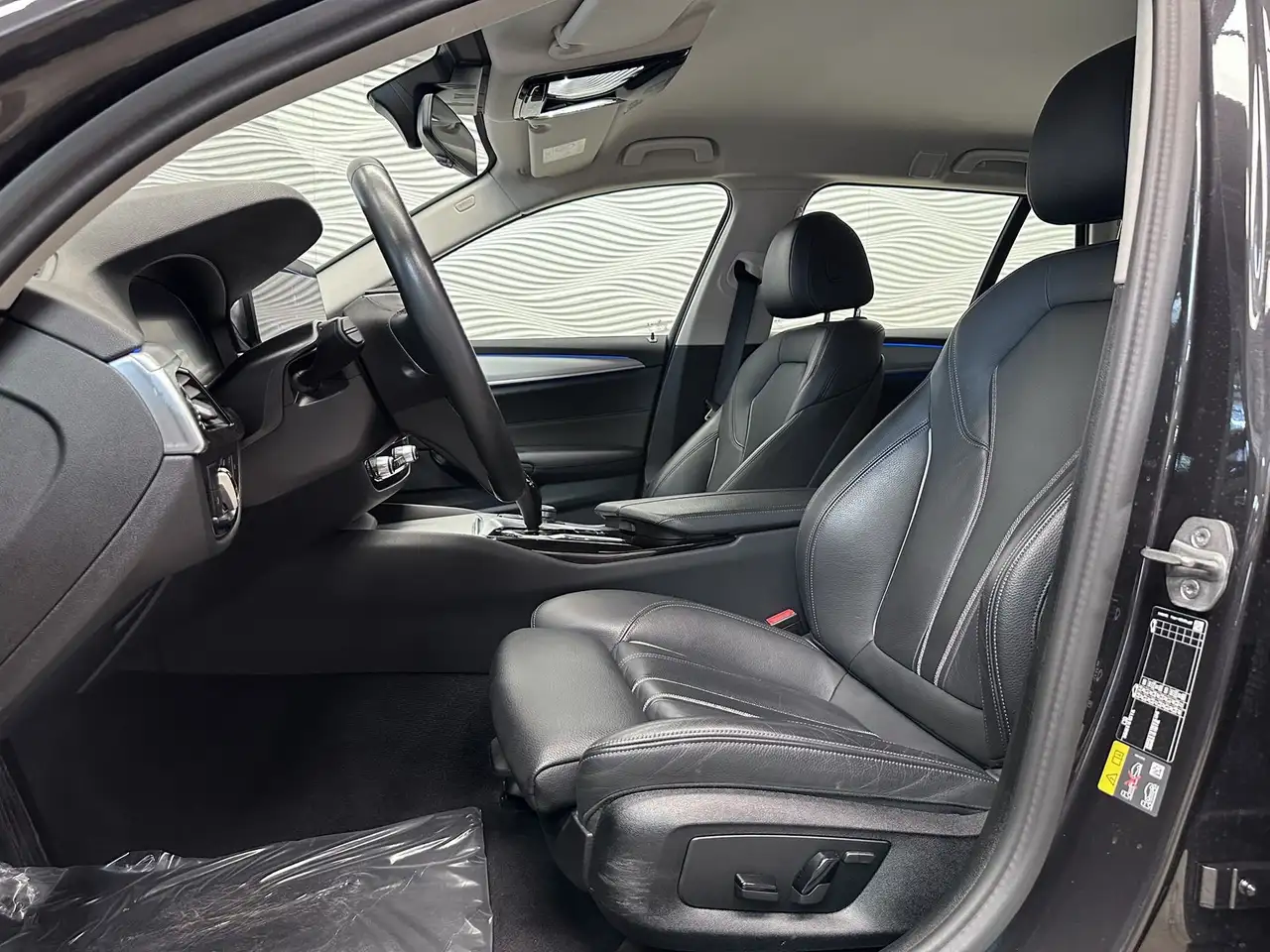 BMW 530 530e*PHEV*NAVI*SPORTZTLS*ZTLVW.*LED*LAGE BIV!*, миниатюра 23