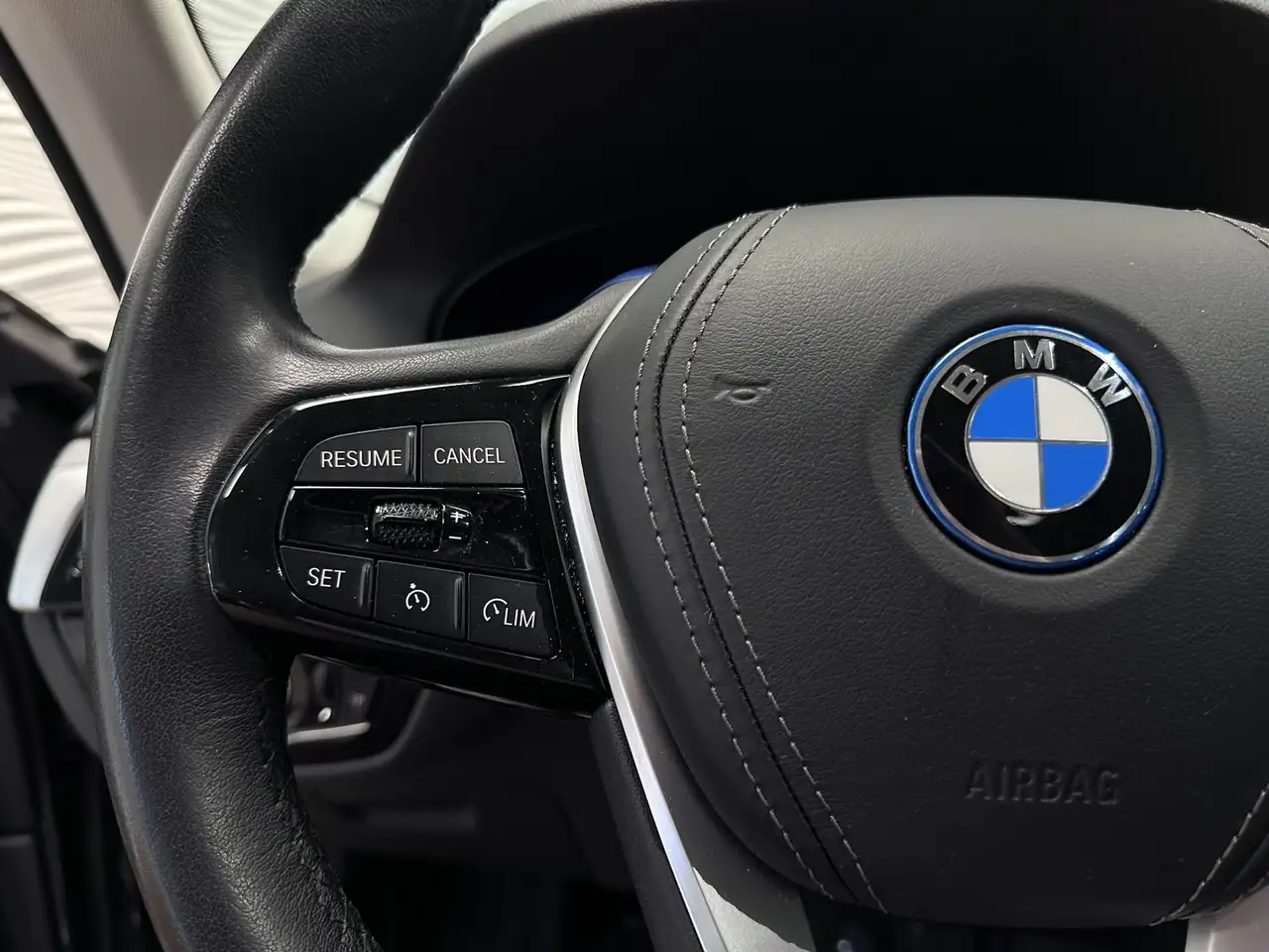 BMW 530 530e*PHEV*NAVI*SPORTZTLS*ZTLVW.*LED*LAGE BIV!*, миниатюра 26