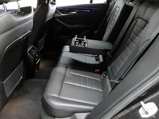BMW X3 view 7
