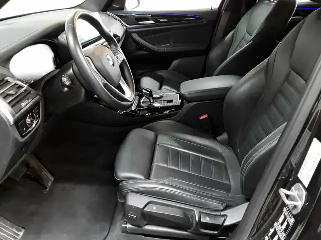 BMW X3 view 3