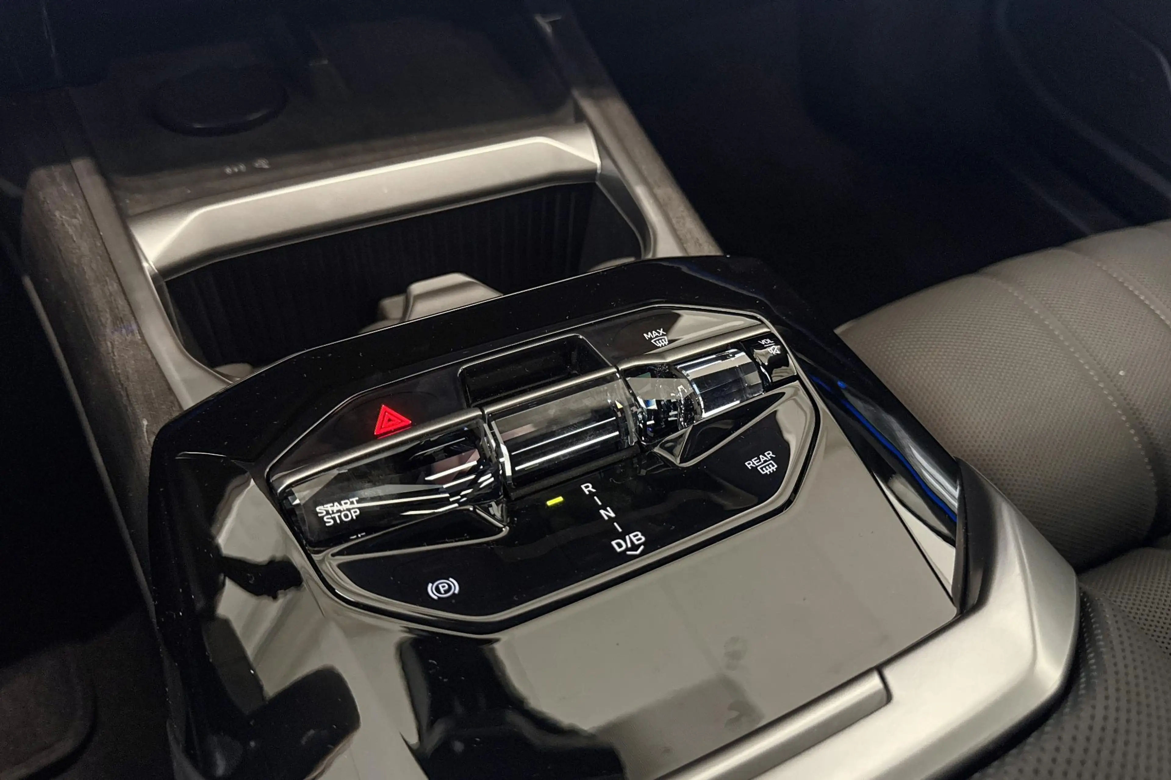 BMW i7 xDrive60 118.1 kWh | M Sportpakket Pro | Executive — photo 12