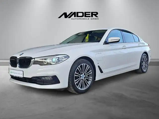 Bmw 530 e Sport Line | LED | Navi | Kamera | SHZ