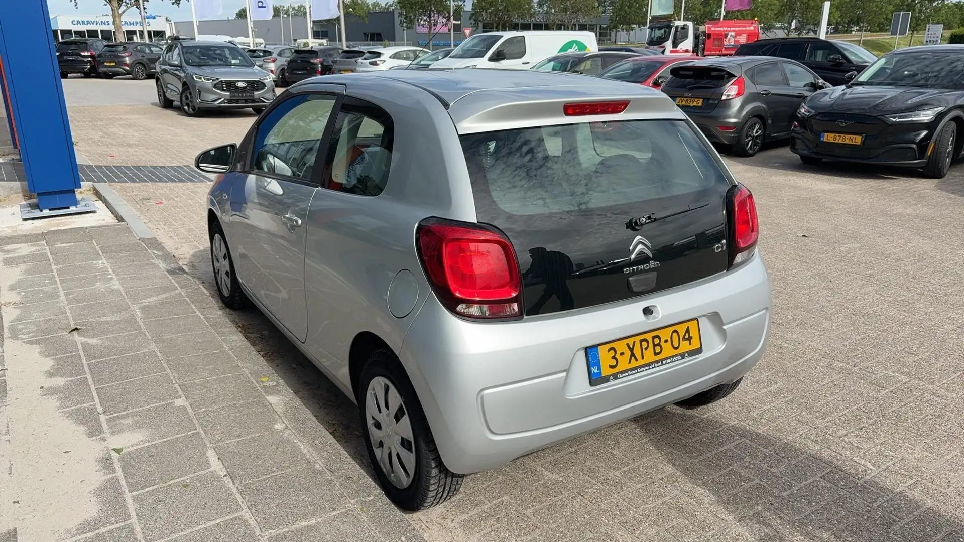 Citroen C1 1.0 e-VTi Feel Grijs - 2