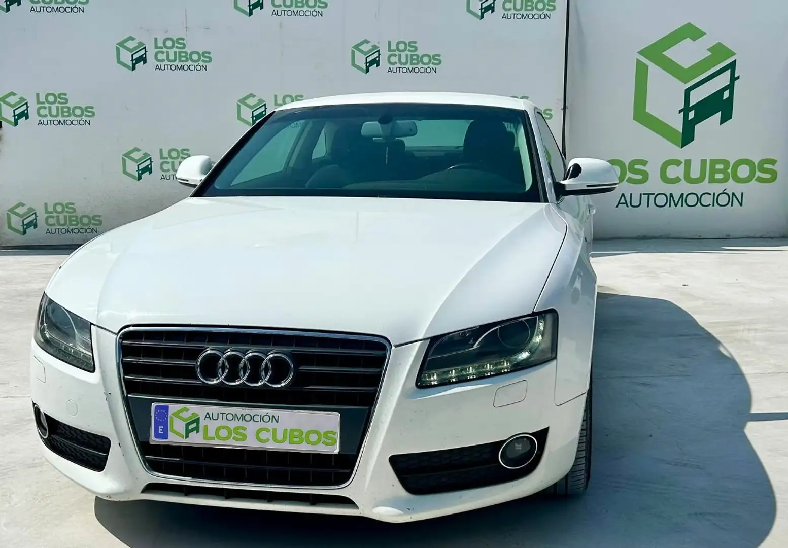 Audi A5 Coupé 2.7TDI Blanco - 1