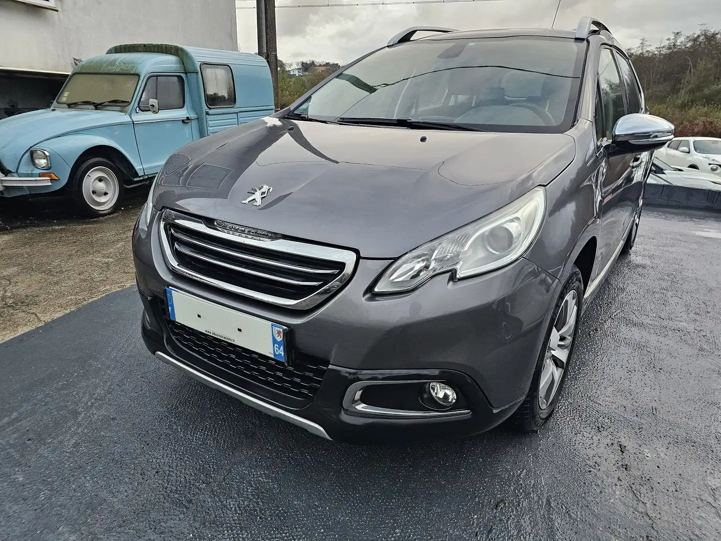 Peugeot 2008 1.6 E-HDI92 FAP ALLURE Gris - 2