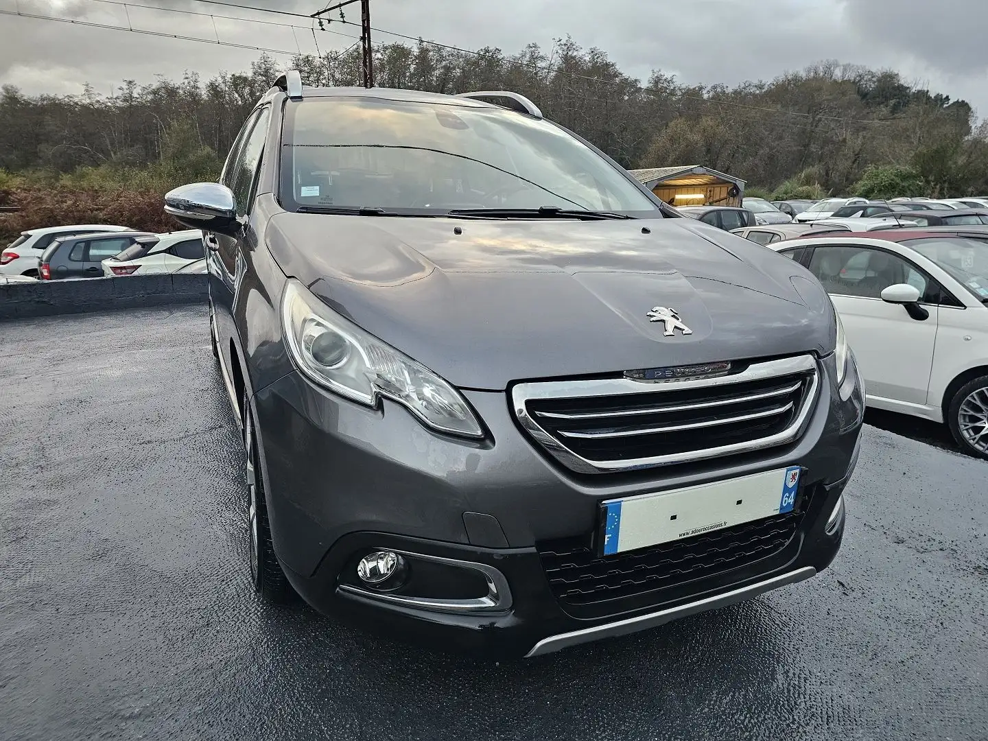 Peugeot 2008 1.6 E-HDI92 FAP ALLURE Gris - 1
