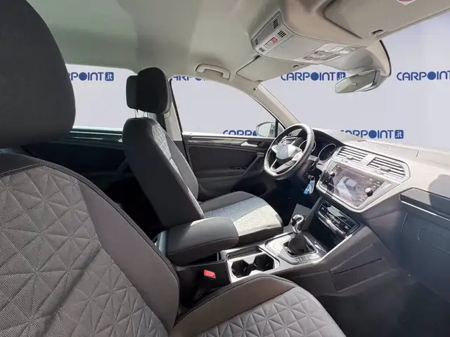Volkswagen Tiguan view 7