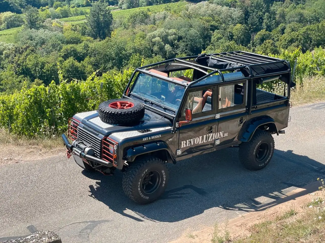 Land Rover Defender V8, foto 2