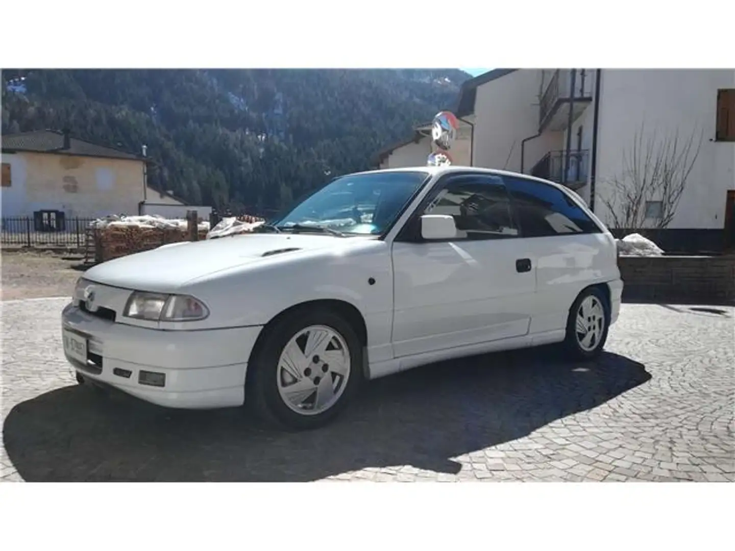 Opel Astra GSI Wit - 2