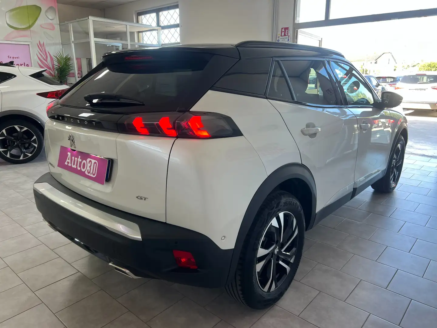 Peugeot 2008 2008 II 2020 1.2 puretech GT LINE Full Optional Blanc - 2