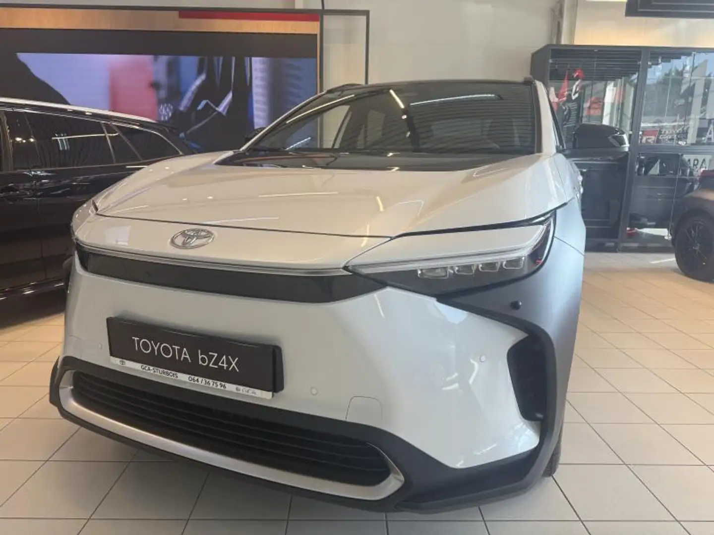 Toyota bZ4X Premium TOIT PANORAMIQUE Wit - 2