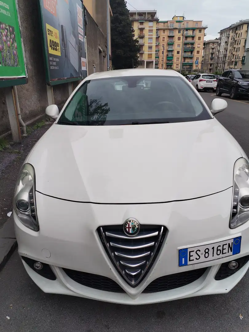 Alfa Romeo Giulietta Giulietta III 2010 1.6 jtdm(2) Distinctive Bianco - 1