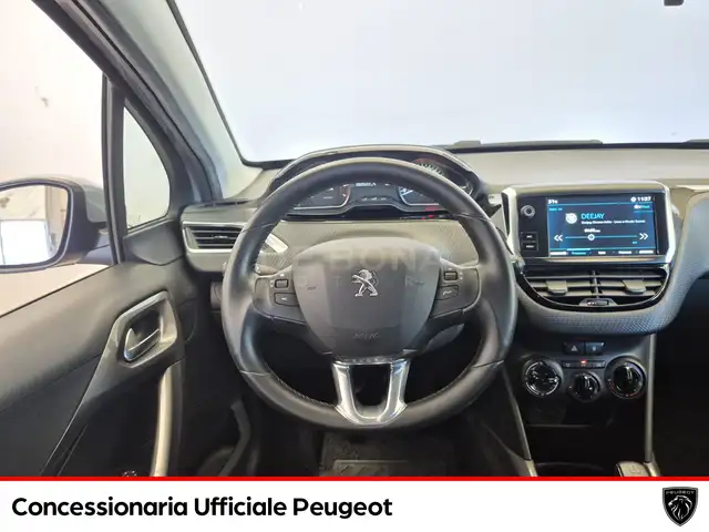 Peugeot 2008 view 10
