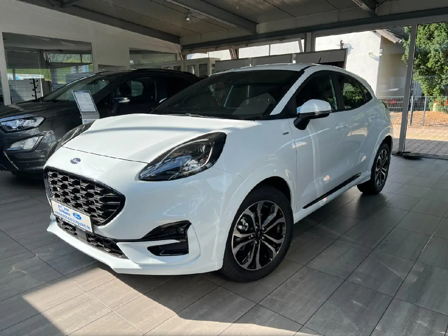Ford Puma Puma 1.0 EcoBoost Mild Hybrid ST-Linie S/S (EURO 6 Weiß - 1