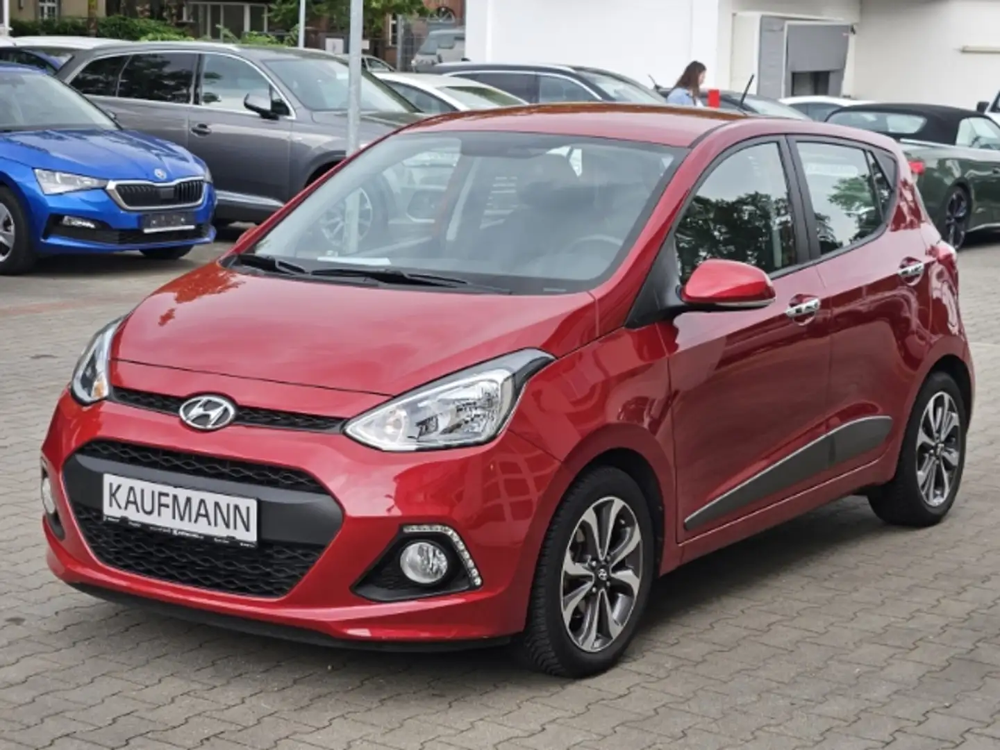 Hyundai i10 Style 1.2 Червоний - 1