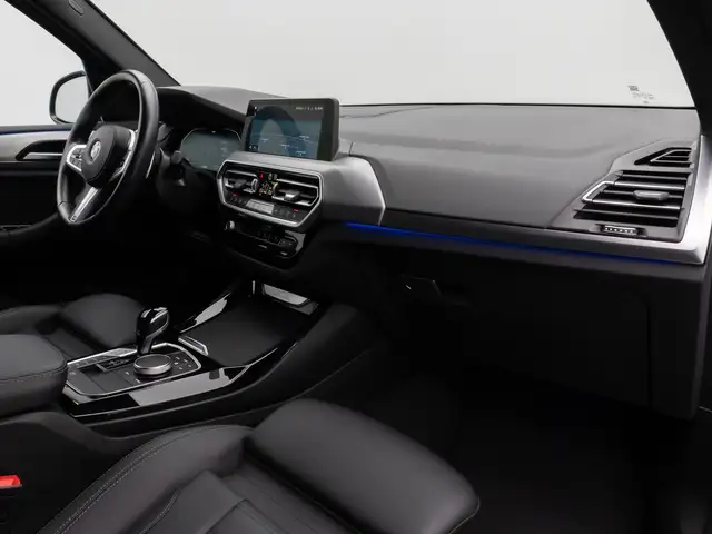 BMW X3 view 23