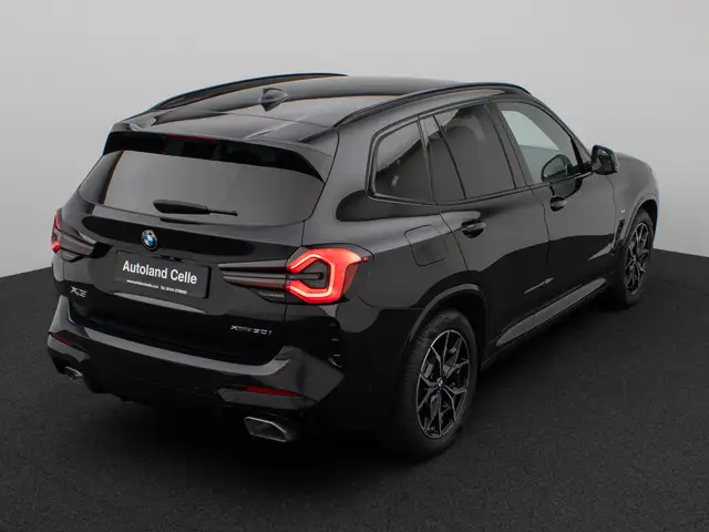 BMW X3 view 7