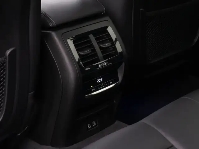 BMW X3 view 27