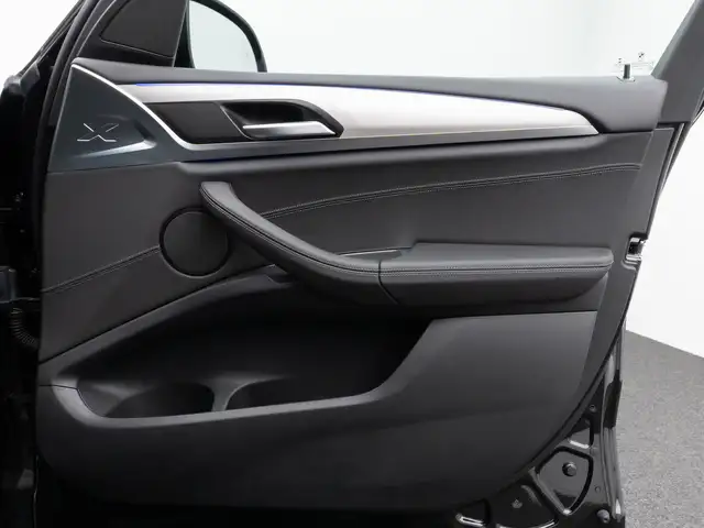 BMW X3 view 30